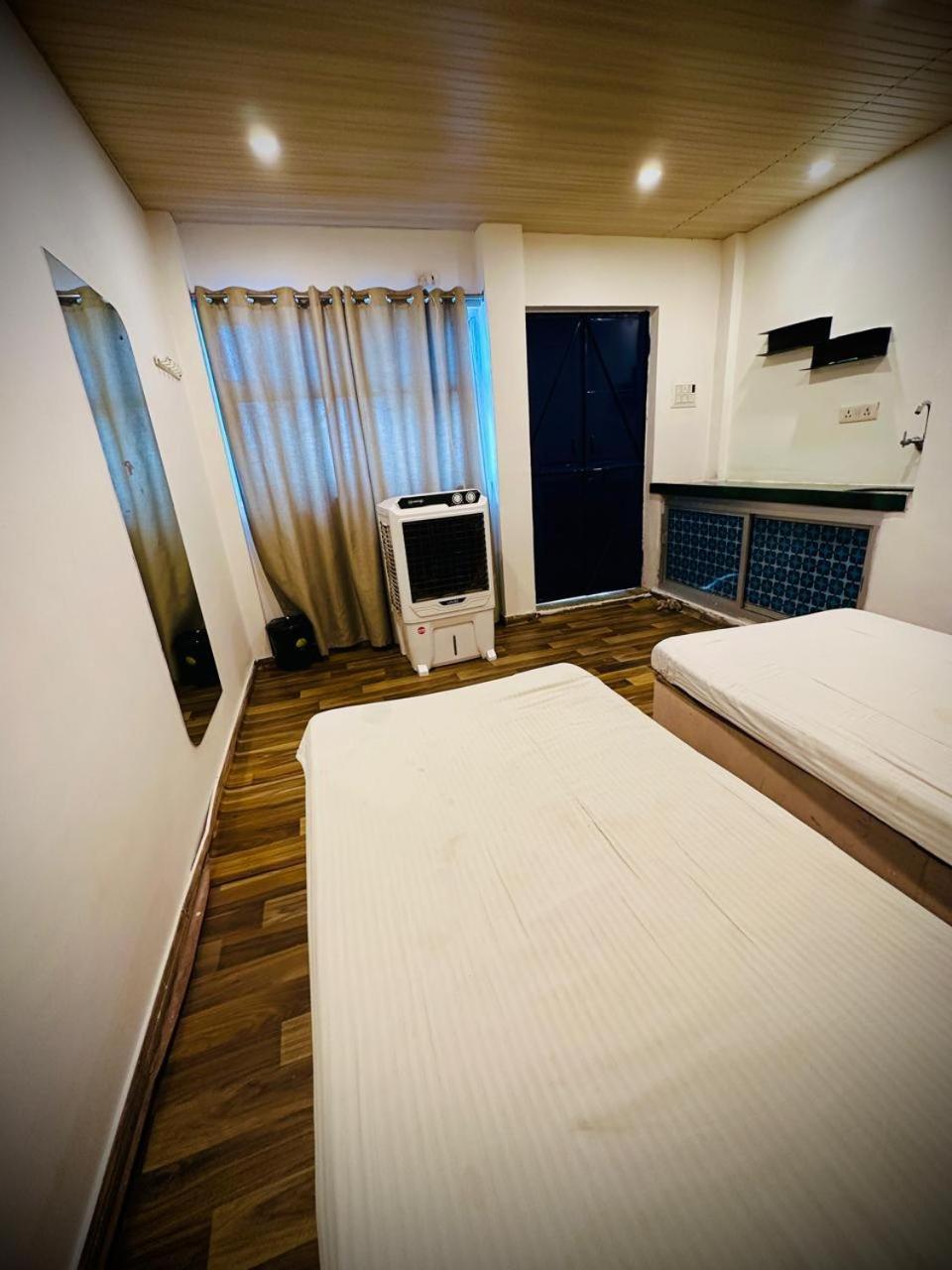 Eco Family Hostel Jaipur Bagian luar foto